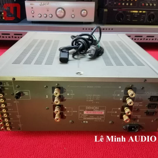 Amplifier Denon PMA-2000