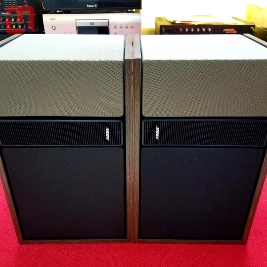 Loa Bose 301 Series II