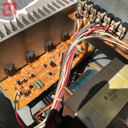 Amplifier JARGUAR P-305C hàng bãi