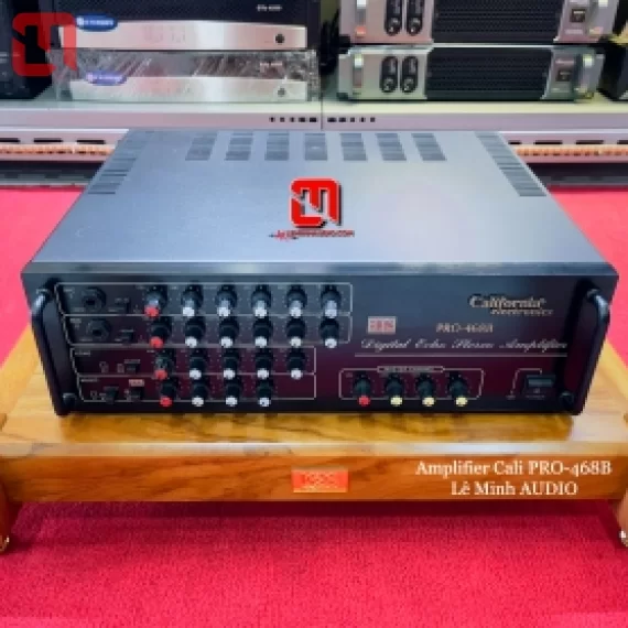 Amplifier CALIFORNIA PRO-468B